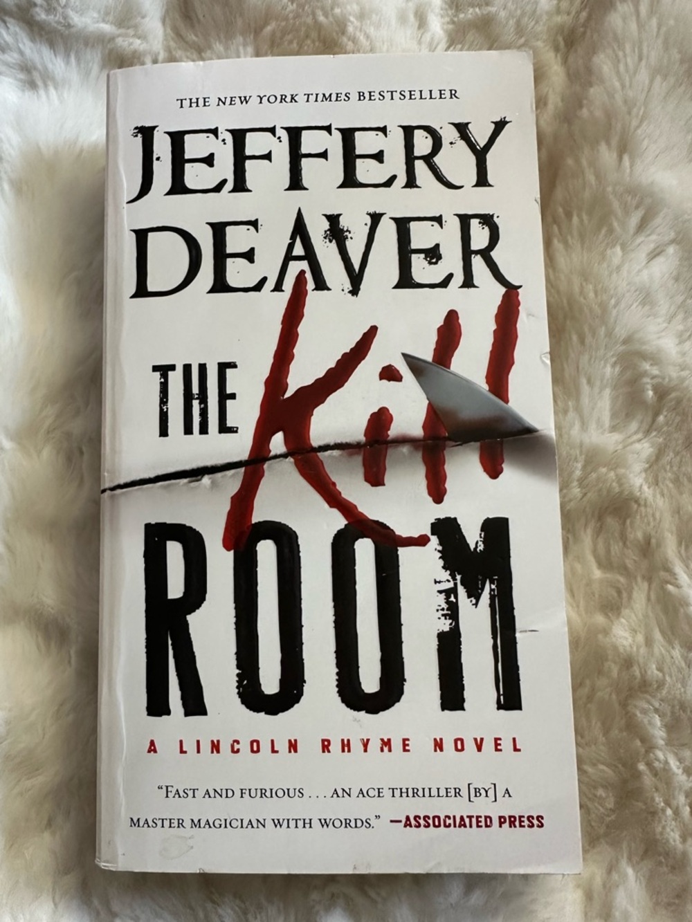 Jeffery Deaver "The Kill Room" Paperback Thriller - White, Black & Red